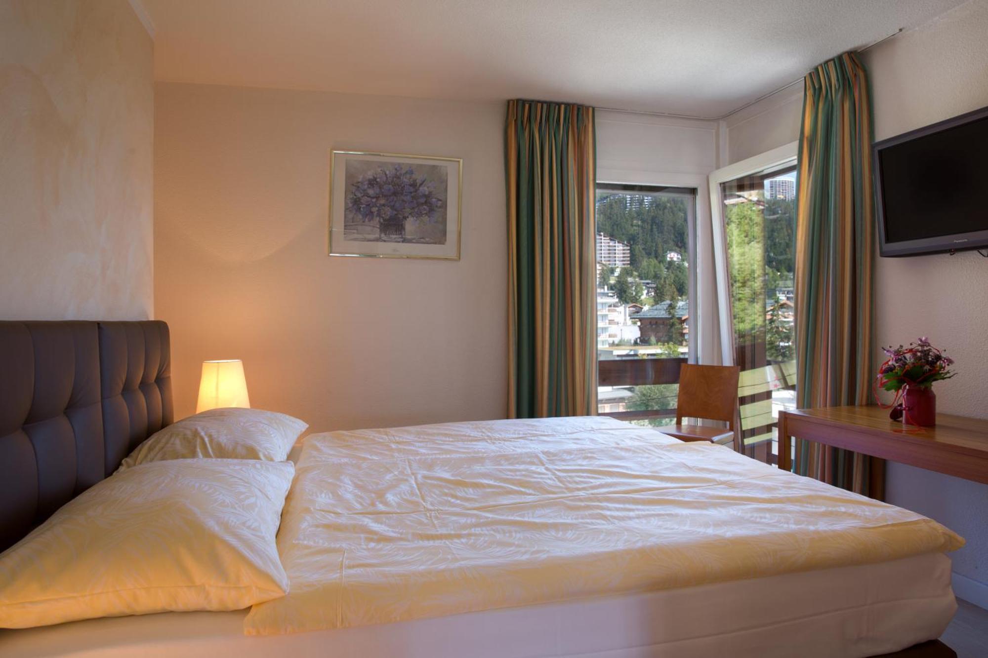 Hotel Helvetia Intergolf Crans-Montana Exterior foto